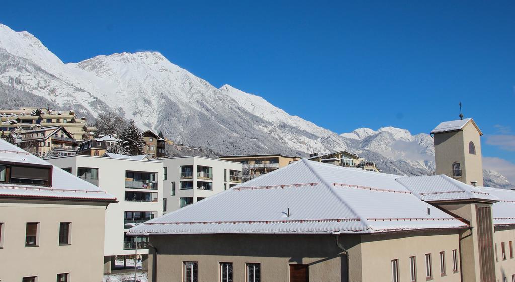 Riedz Apartments Innsbruck- Zentrales Apartmenthaus Mit Gruener Oase Esterno foto