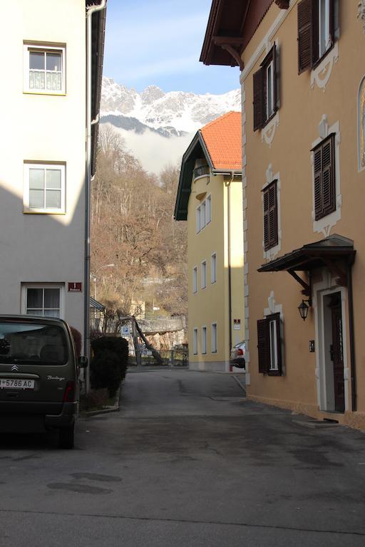 Riedz Apartments Innsbruck- Zentrales Apartmenthaus Mit Gruener Oase Esterno foto